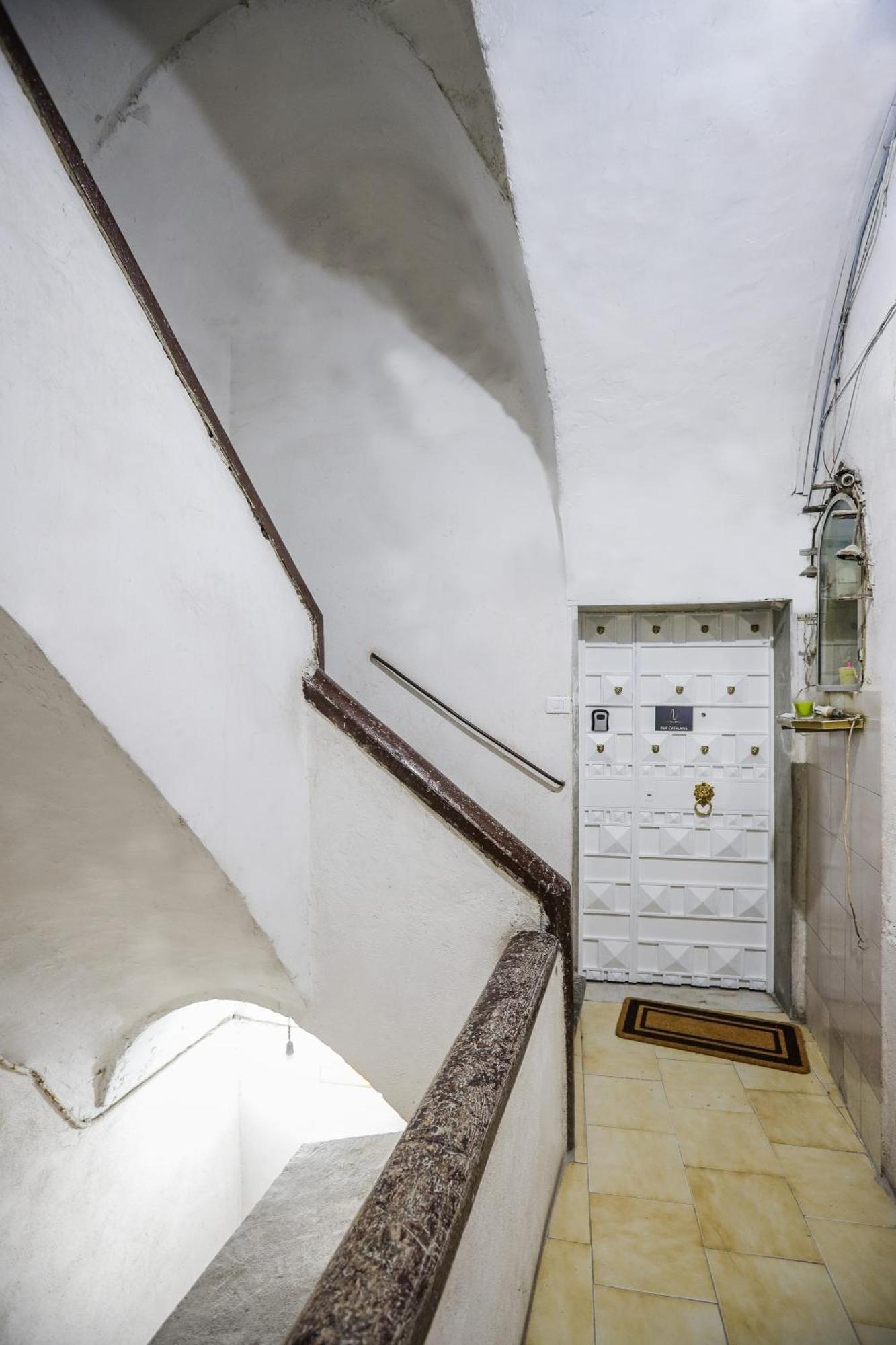 Napolidays Rua Catalana Appartement *